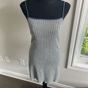 Aritzia - Wilfred Navy and Cream Gingham Slip Dress (lined)